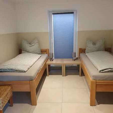 Pauline Apartment *